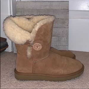 Women’s Bailey Button Uggs